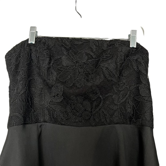 Sachin & Babi A-Line Gown Black Lace Bodice Size 10 - Picture 4 of 11